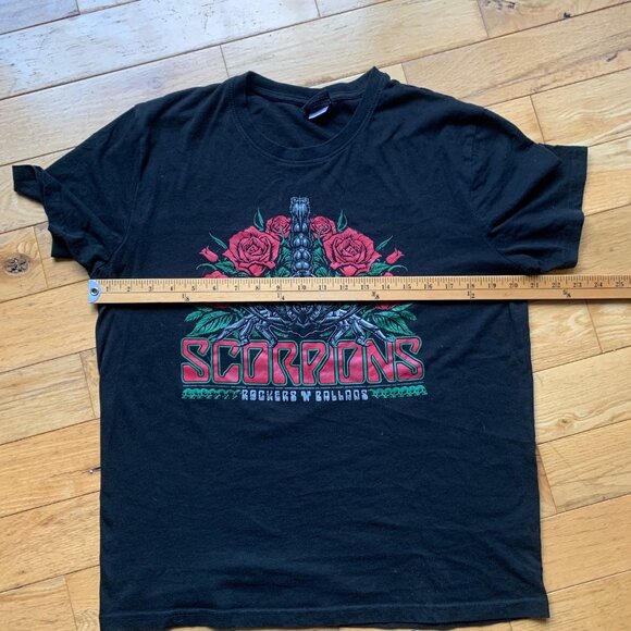 Scorpions “Rockers N’ Ballads” Band Tee | Black Graphic T-Shirt | Size Medium - Picture 7 of 9
